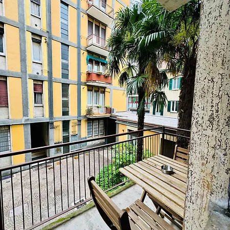 Tiny & Cosy Studio Flat In Como Exterior photo