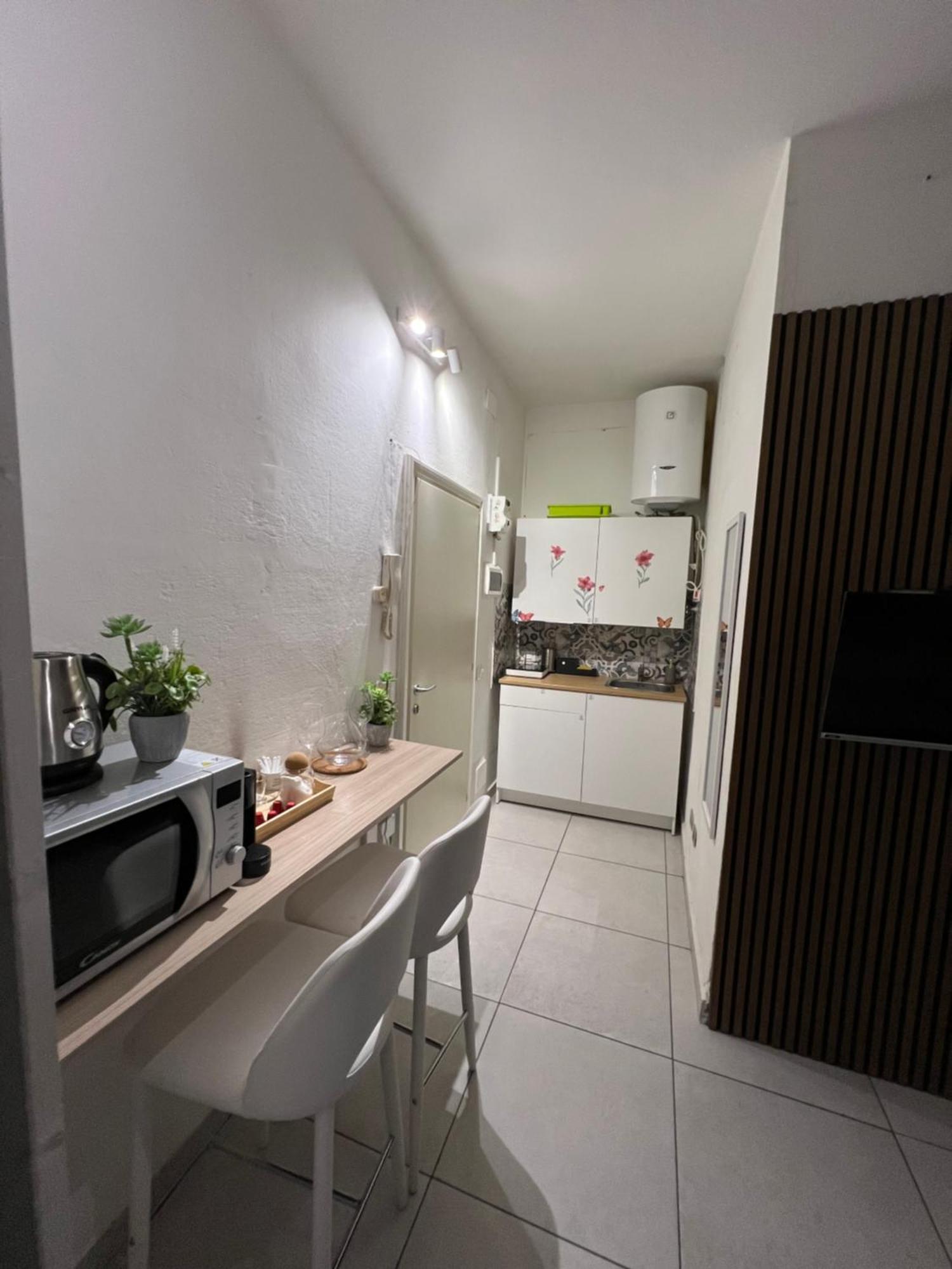 Tiny & Cosy Flat In Apartment *